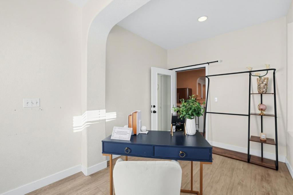 1886 Zurlo Way Property Photo 15