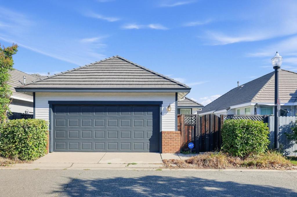 1886 Zurlo Way Property Photo 30