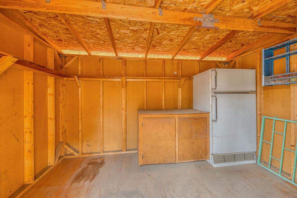 875 Suiter Street Property Photo 30