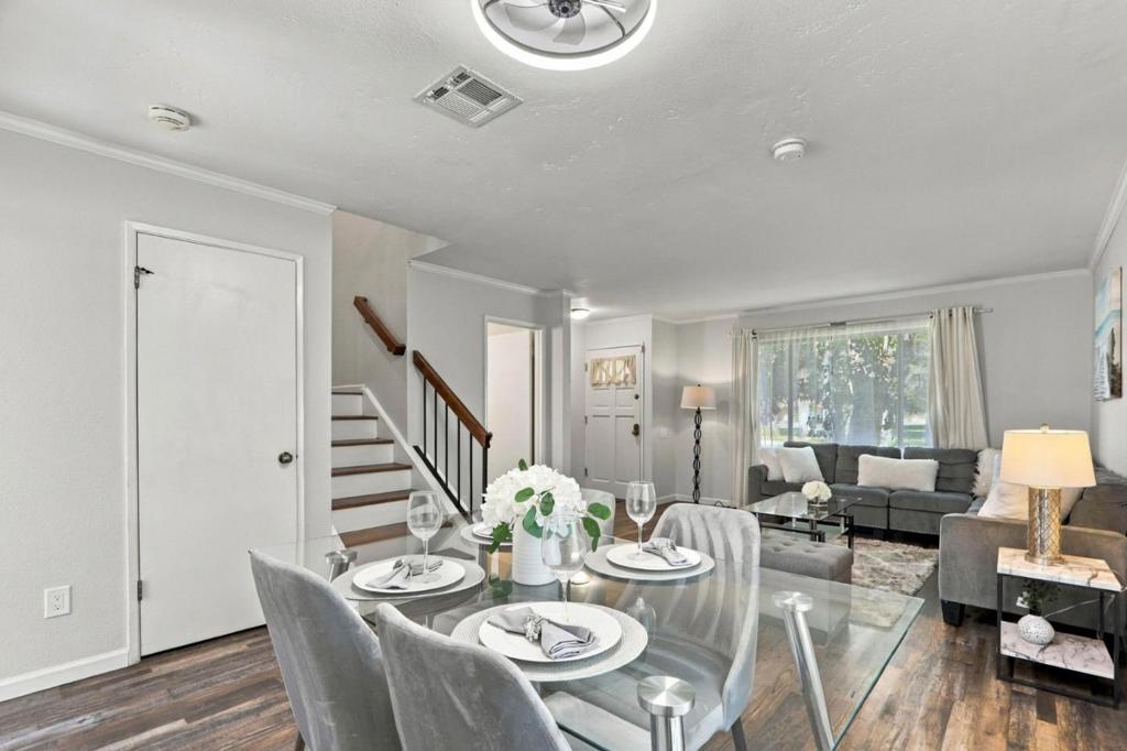 102 Path Property Photo 16