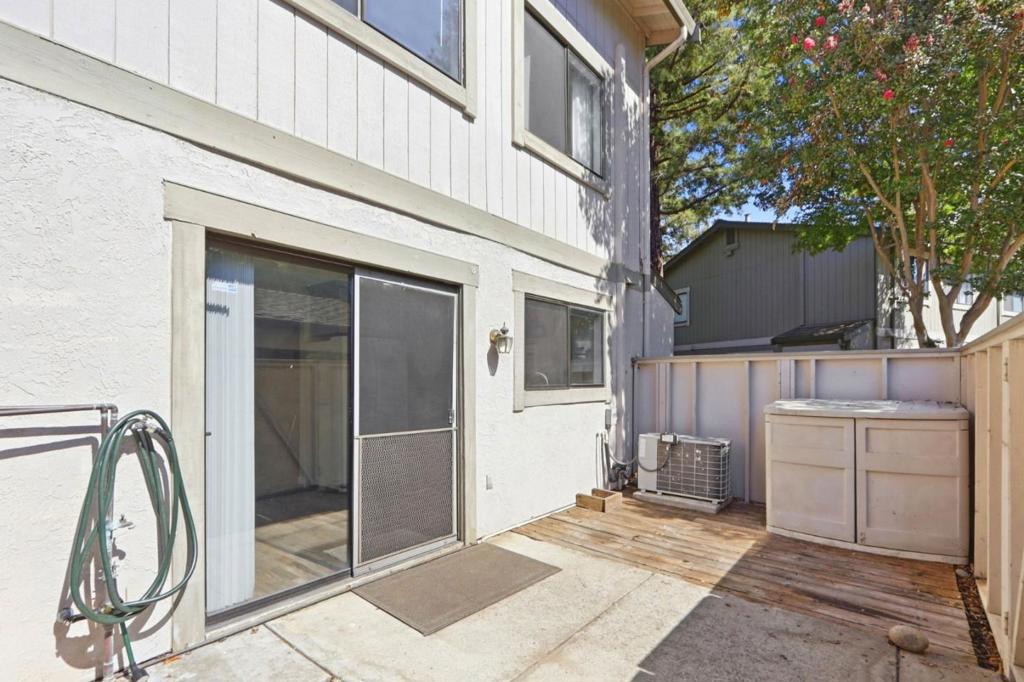 102 Path Property Photo 29