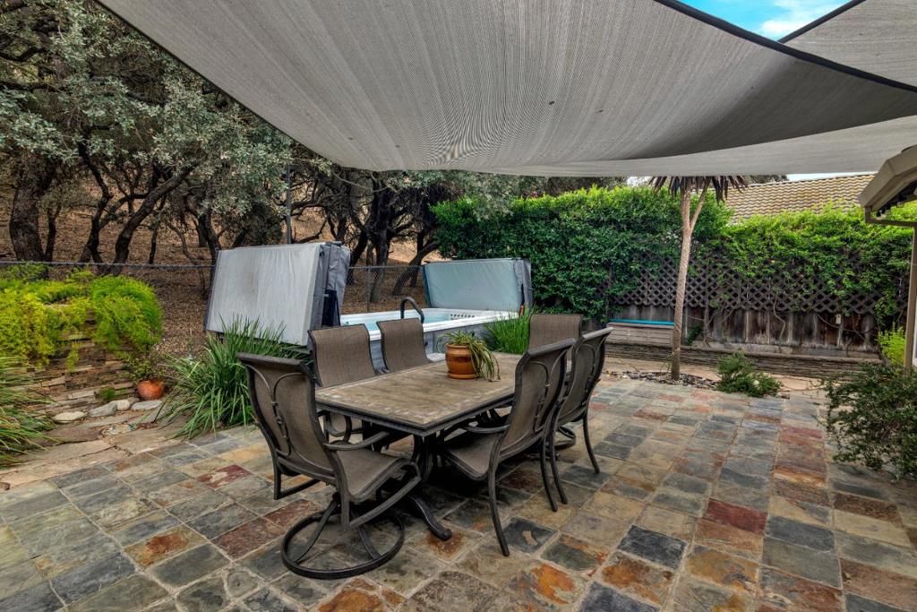 46405 Pine Meadow Place Property Photo 28