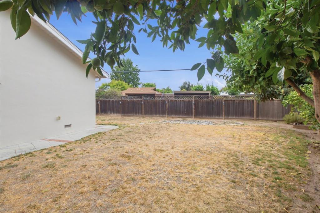 3031 Greentree Way Property Photo 29