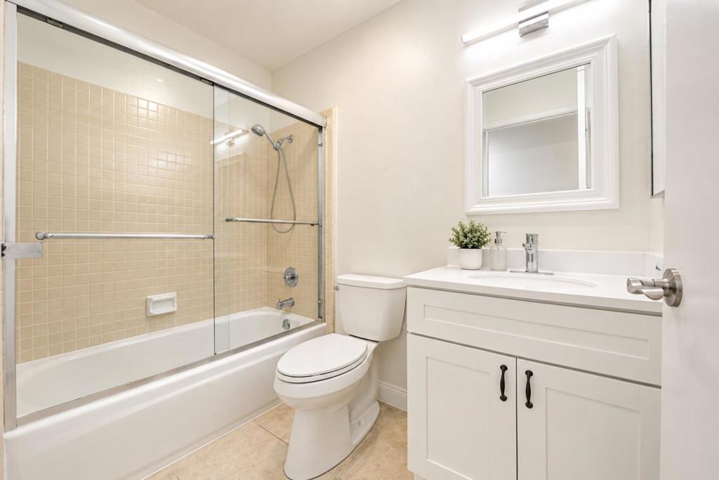 1055 N Capitol Avenue 166 Property Photo 13