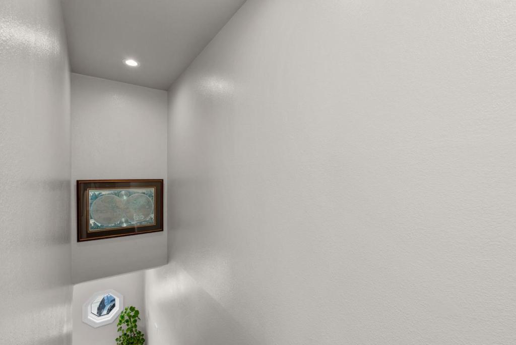 230 Curtis Street Property Photo 36