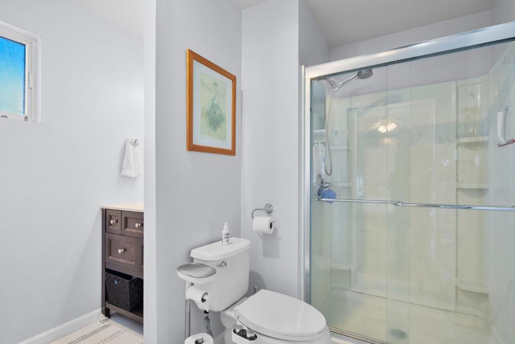 230 Curtis Street Property Photo 47