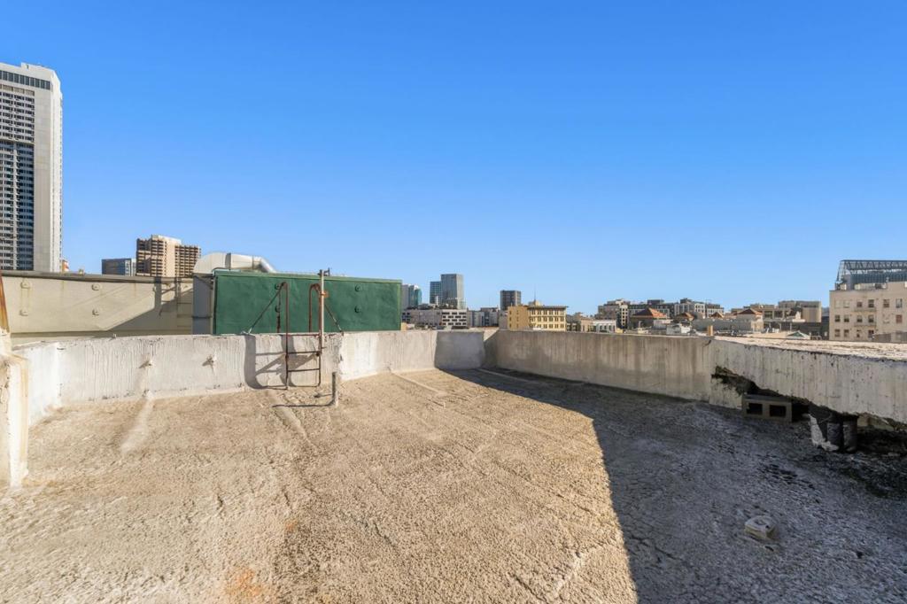 ML82062271 Property Photo 24