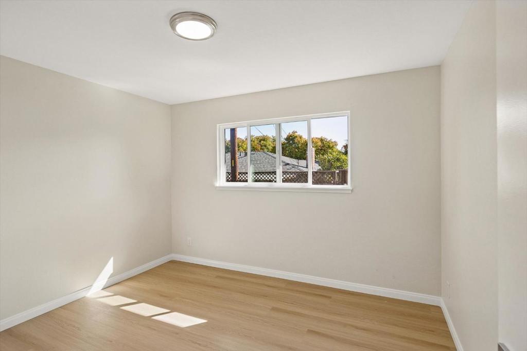 1574 Oriole Avenue Property Photo 11