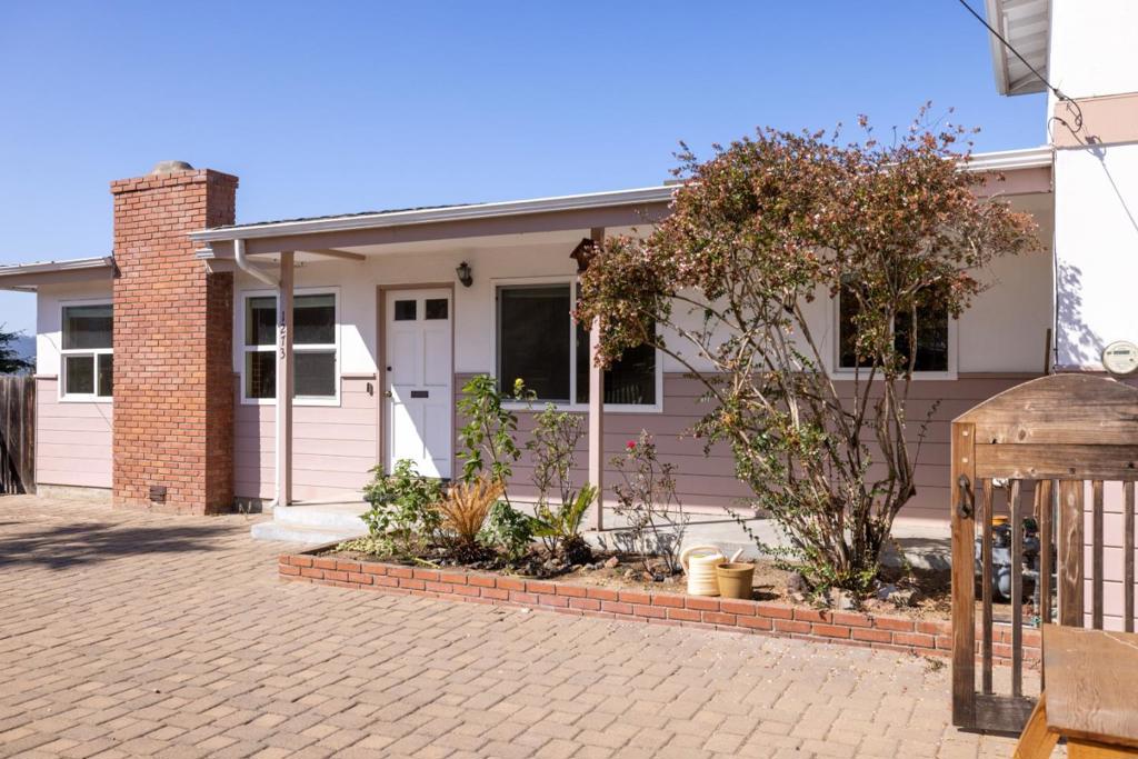 1273 Darwin Street Property Photo 3