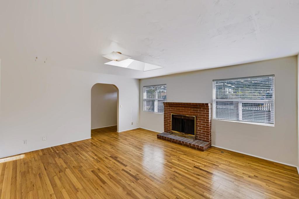 1273 Darwin Street Property Photo 5