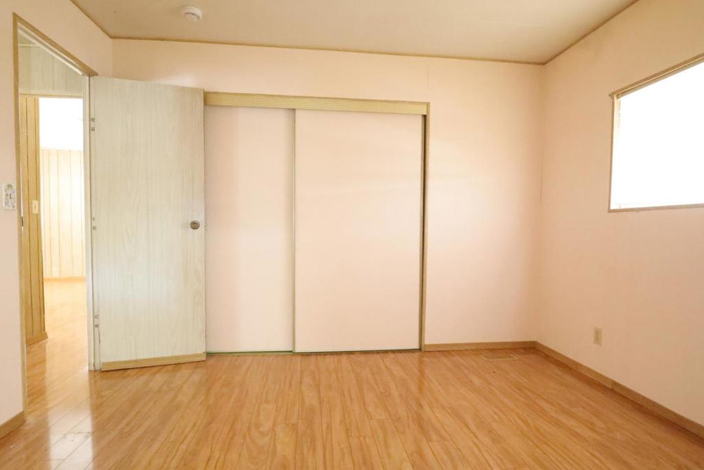 1111 Morse Avenue 59 Property Photo 14