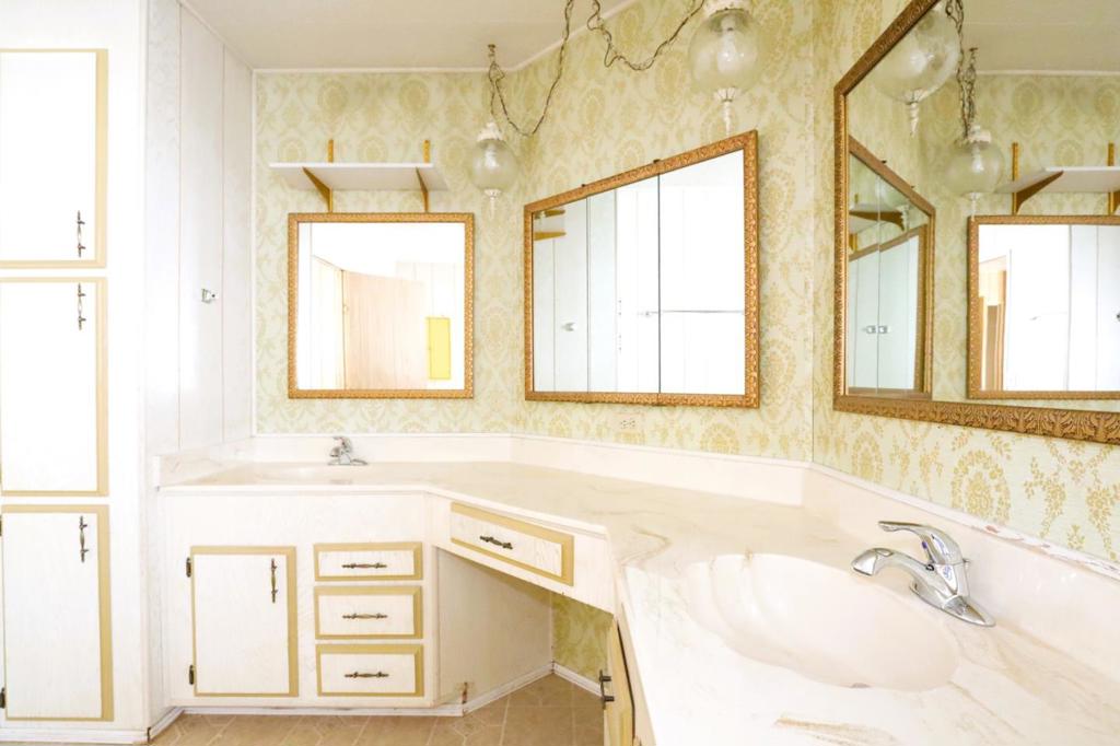 1111 Morse Avenue 59 Property Photo 17