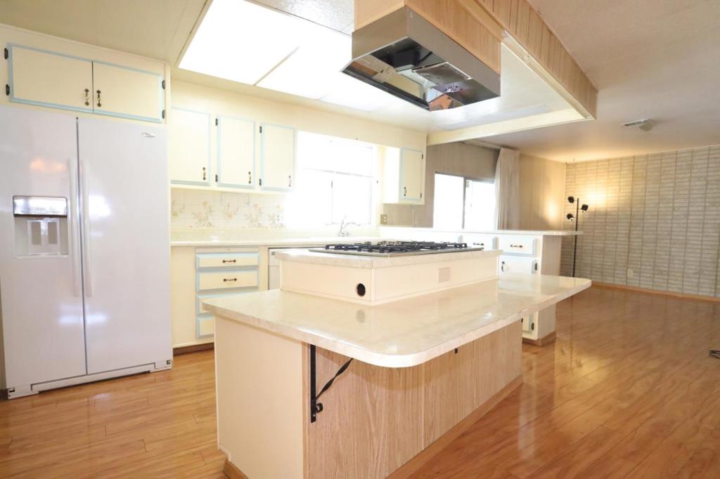 1111 Morse Avenue 59 Property Photo 27