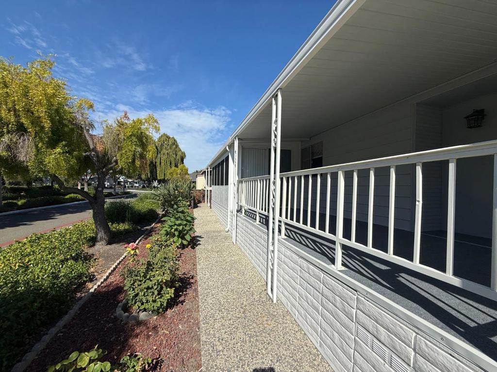 1111 Morse Avenue 59 Property Photo 33