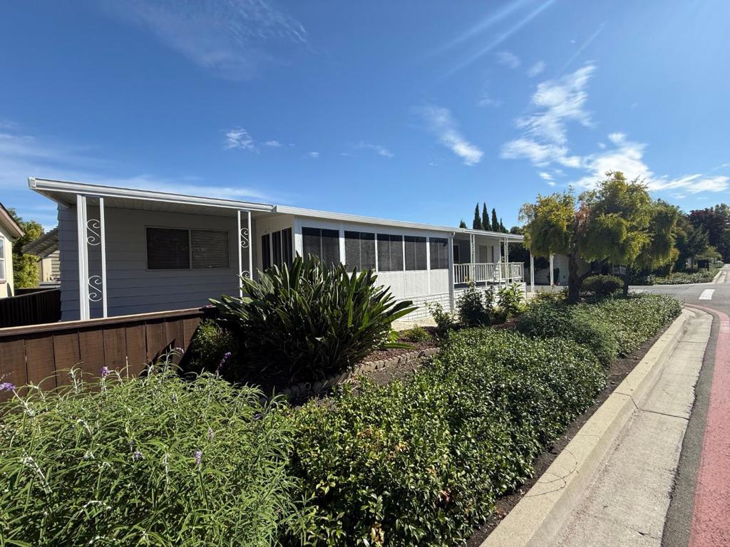 1111 Morse Avenue 59 Property Photo 34