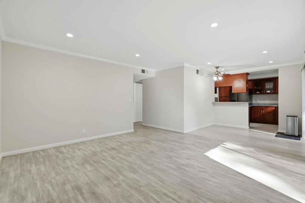 2223 Summereve Court Property Photo 11