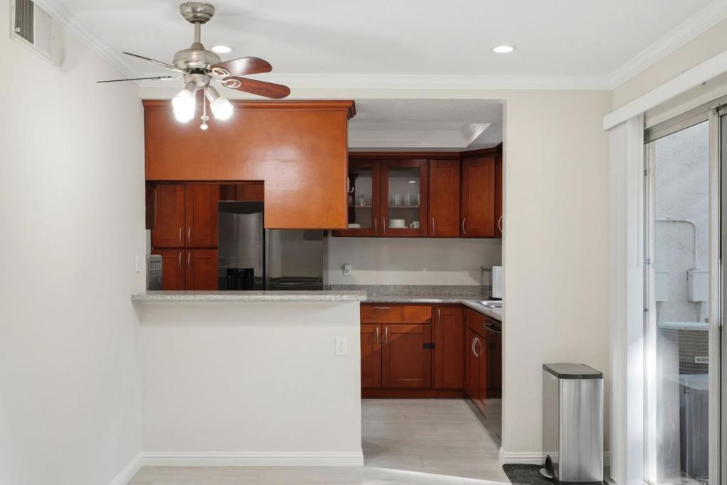 2223 Summereve Court Property Photo 13