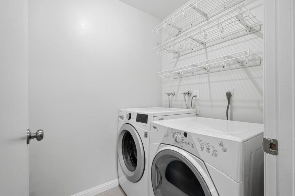 2223 Summereve Court Property Photo 19