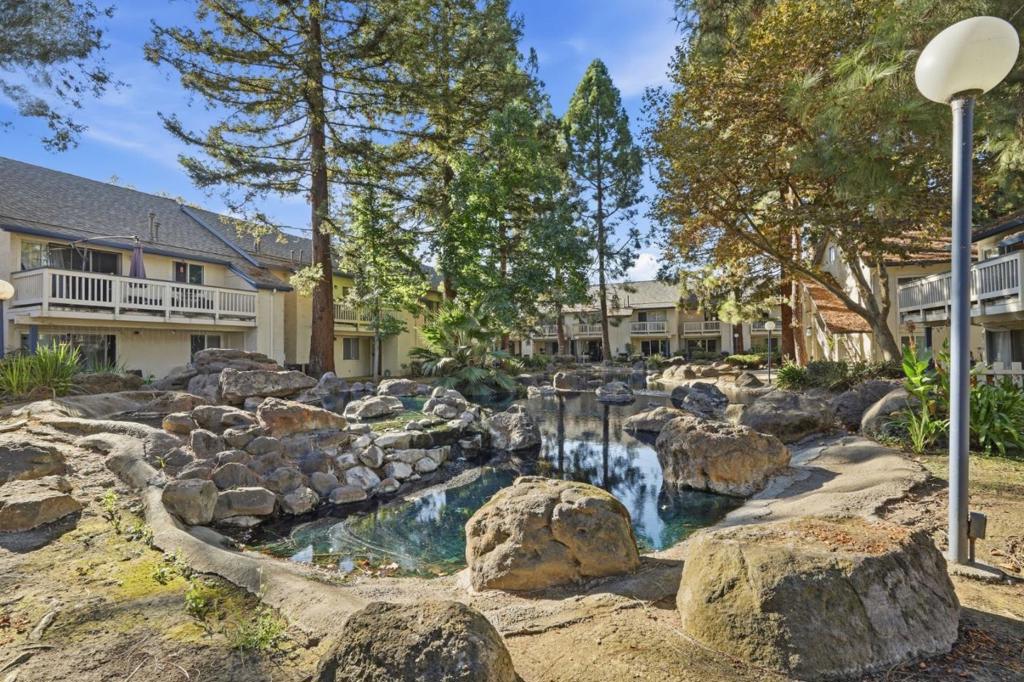 2223 Summereve Court Property Photo 30