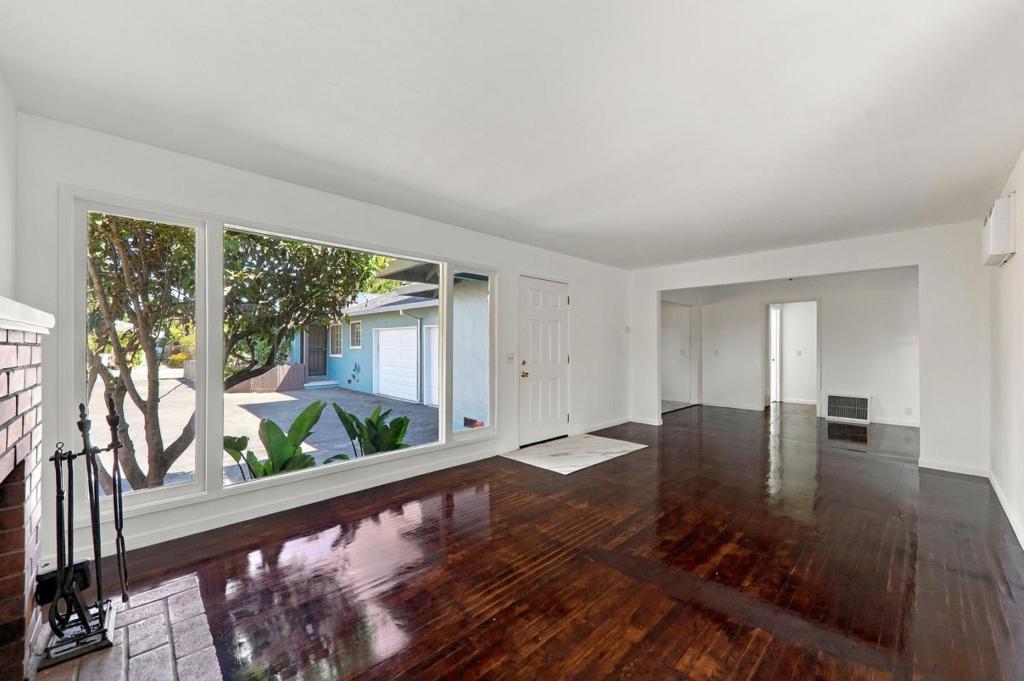 1128 Ebener Street Property Photo 22