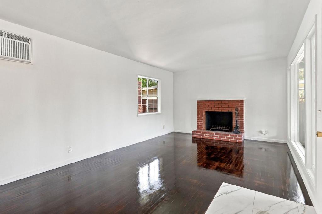 1128 Ebener Street Property Photo 23
