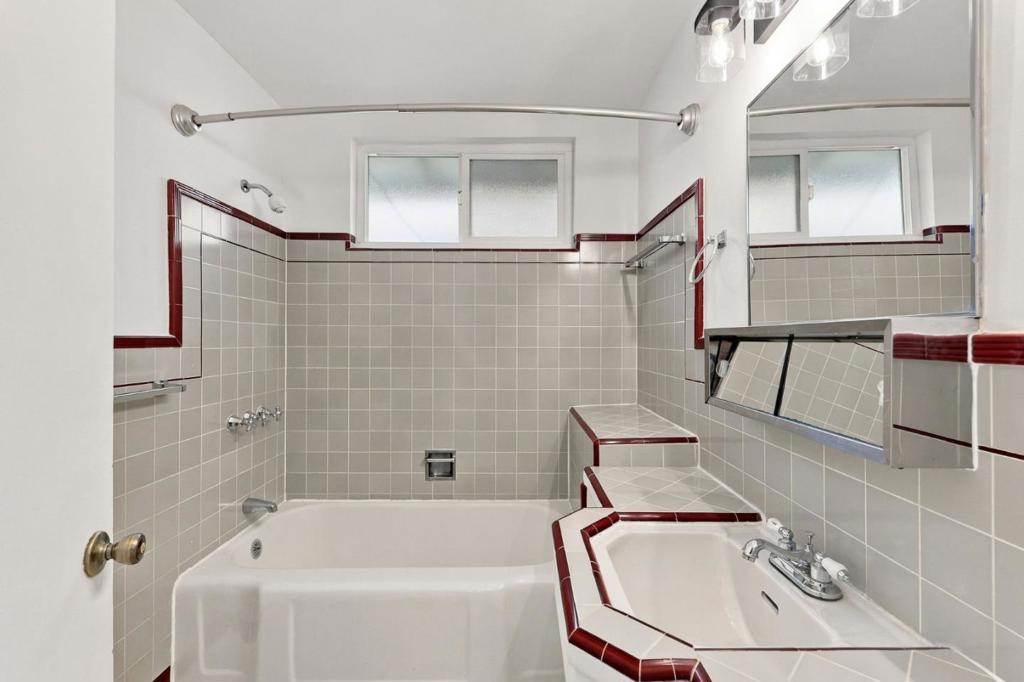 1128 Ebener Street Property Photo 39