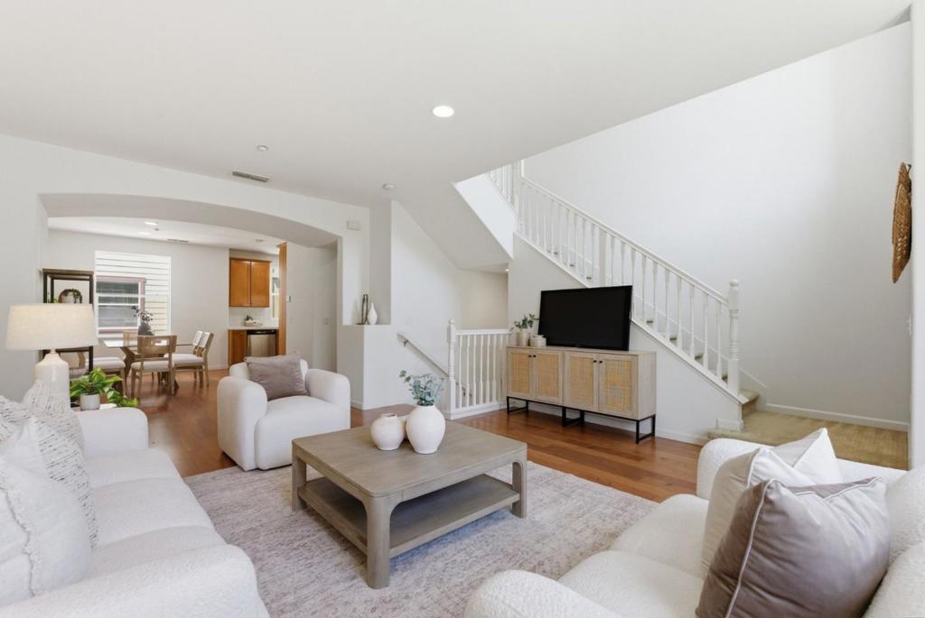 231 Peppermint Tree Terrace 3 Property Photo 1
