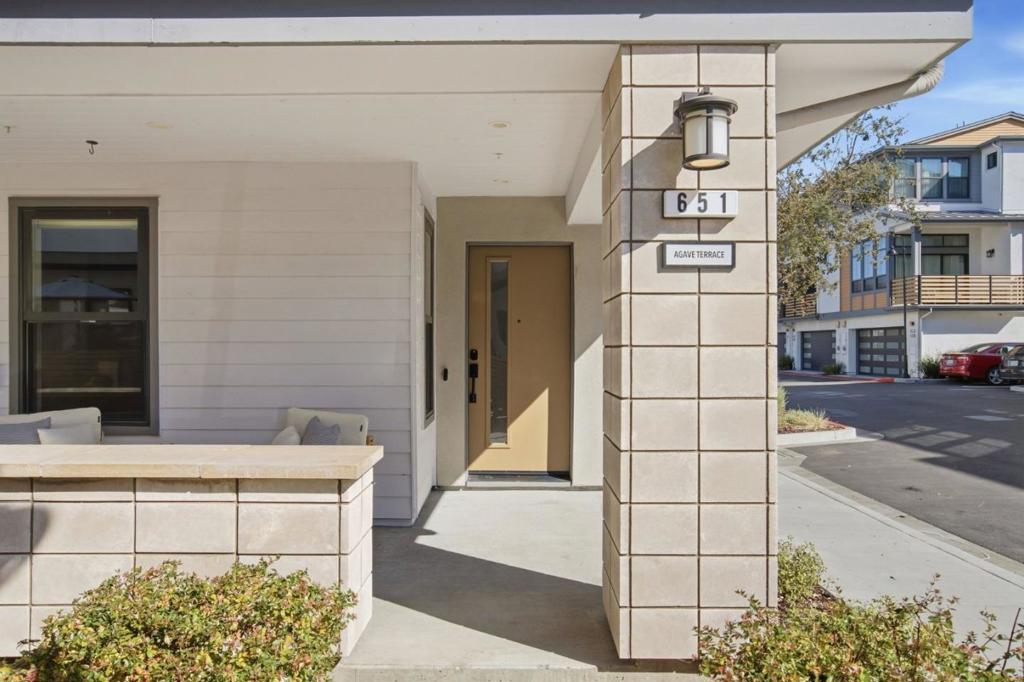 651 Agave Terrace Property Photo 7