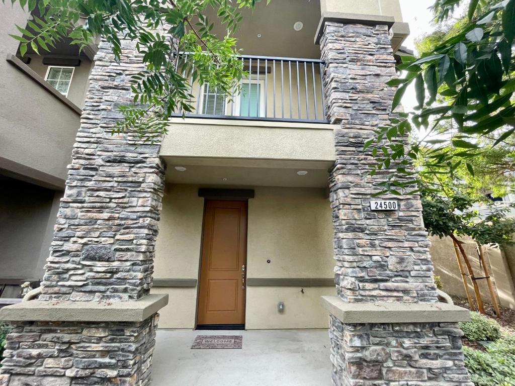 24500 Autumn Mist Way Property Photo 1