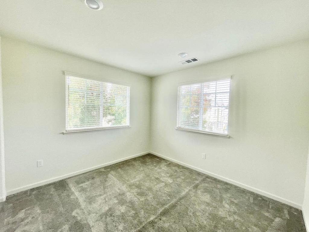 24500 Autumn Mist Way Property Photo 8