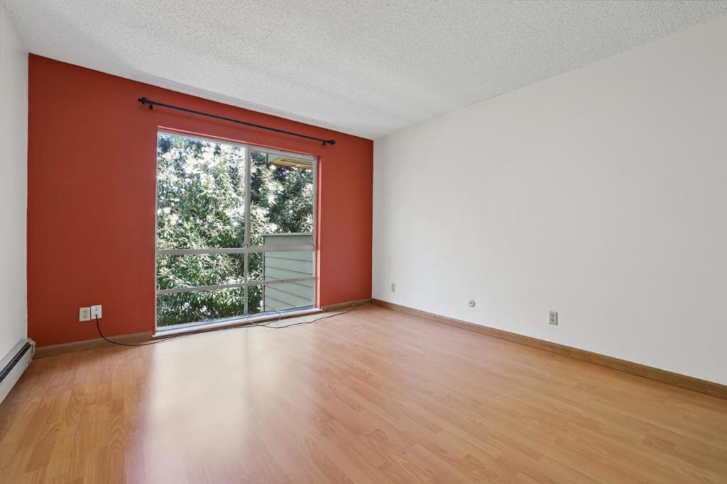 1031 Crestview Drive 216 Property Photo 18