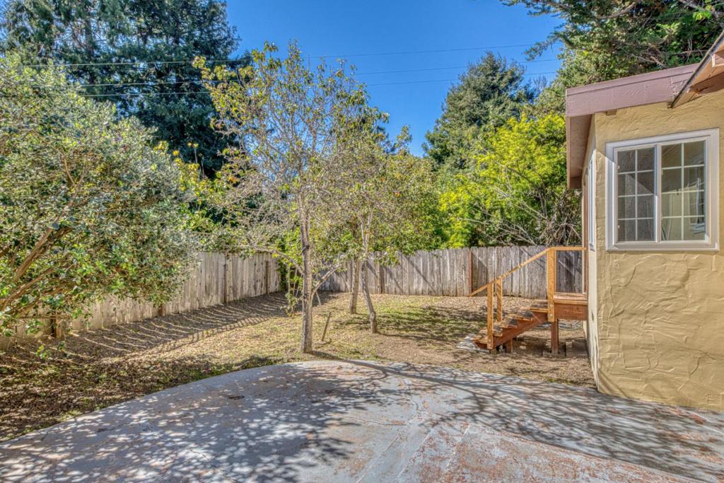 3150 Sycamore Place Property Photo 11