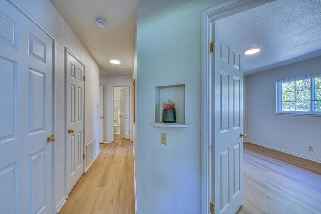 3150 Sycamore Place Property Photo 19