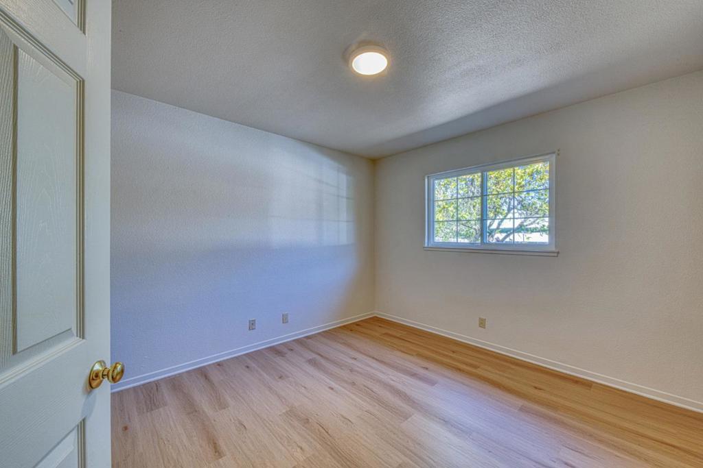 3150 Sycamore Place Property Photo 28