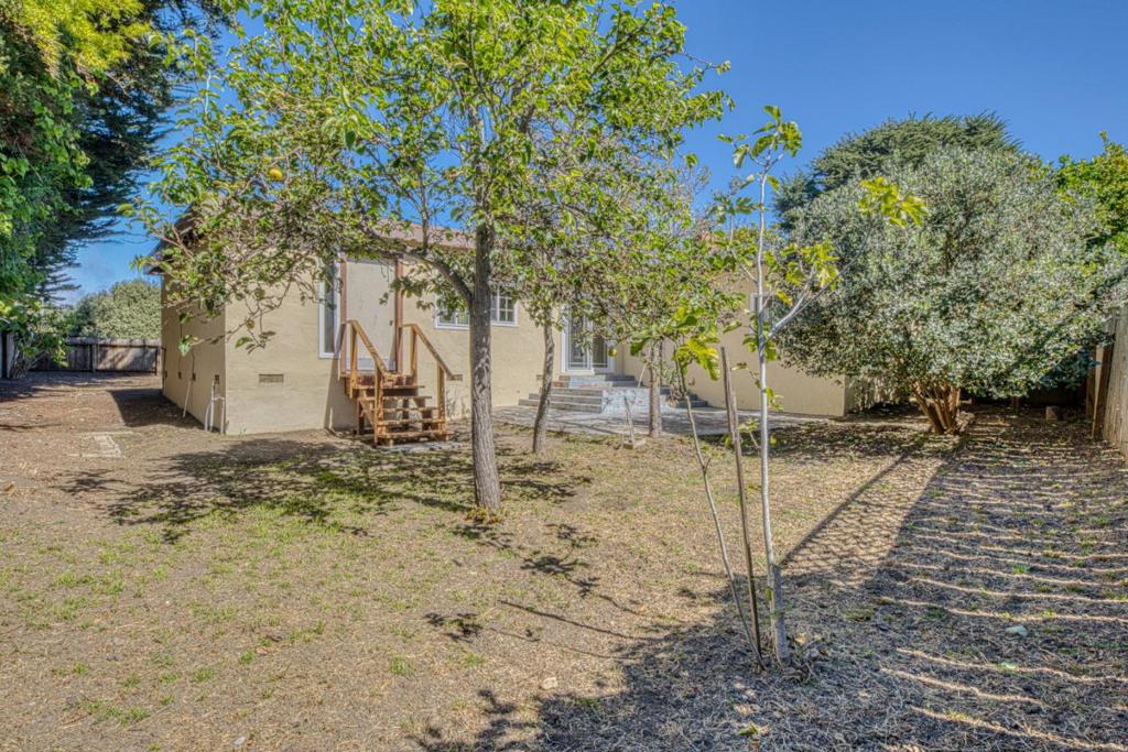 3150 Sycamore Place Property Photo 32