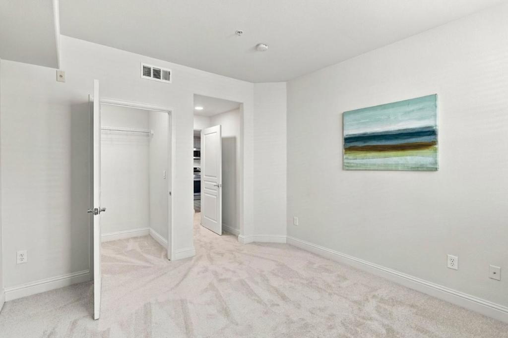 1883 Agnew Road 229 Property Photo 18
