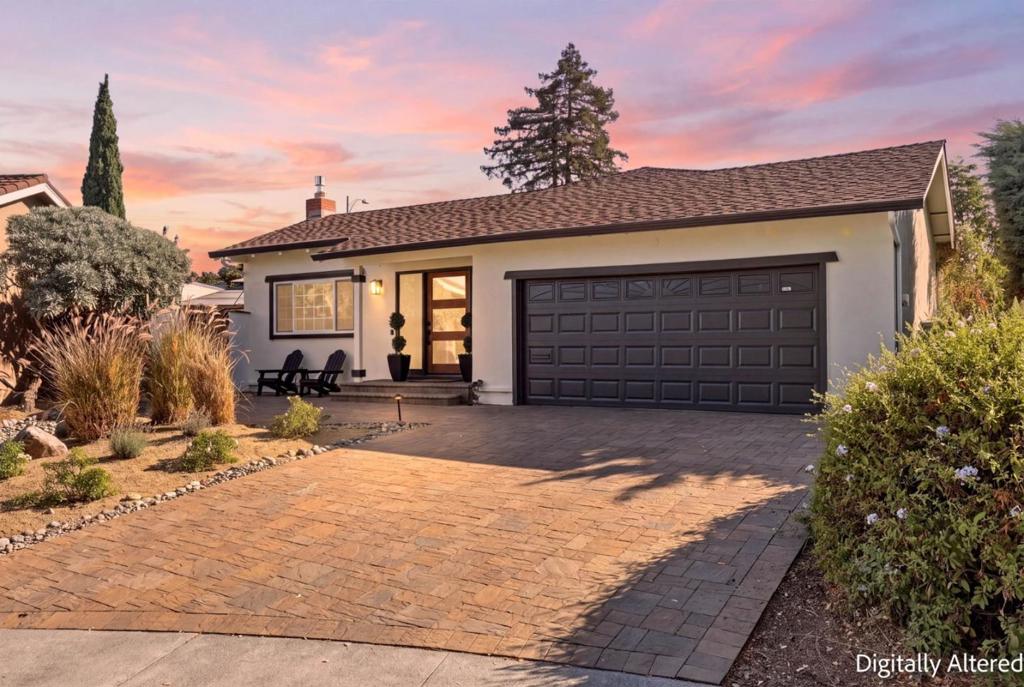 10 Darryl Drive Property Photo 1