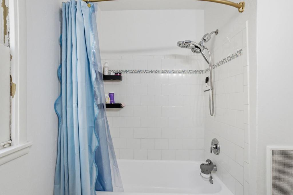 8622 Thermal Street Property Photo 13