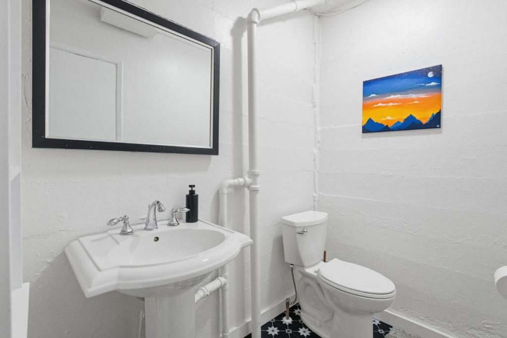 8622 Thermal Street Property Photo 15