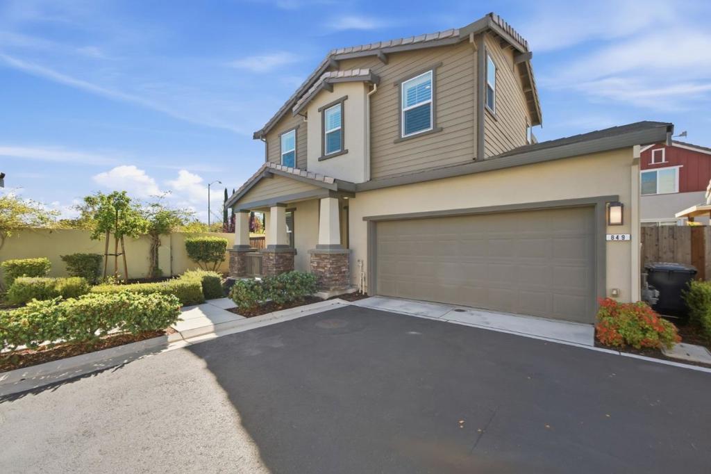 849 Barney Property Photo 2