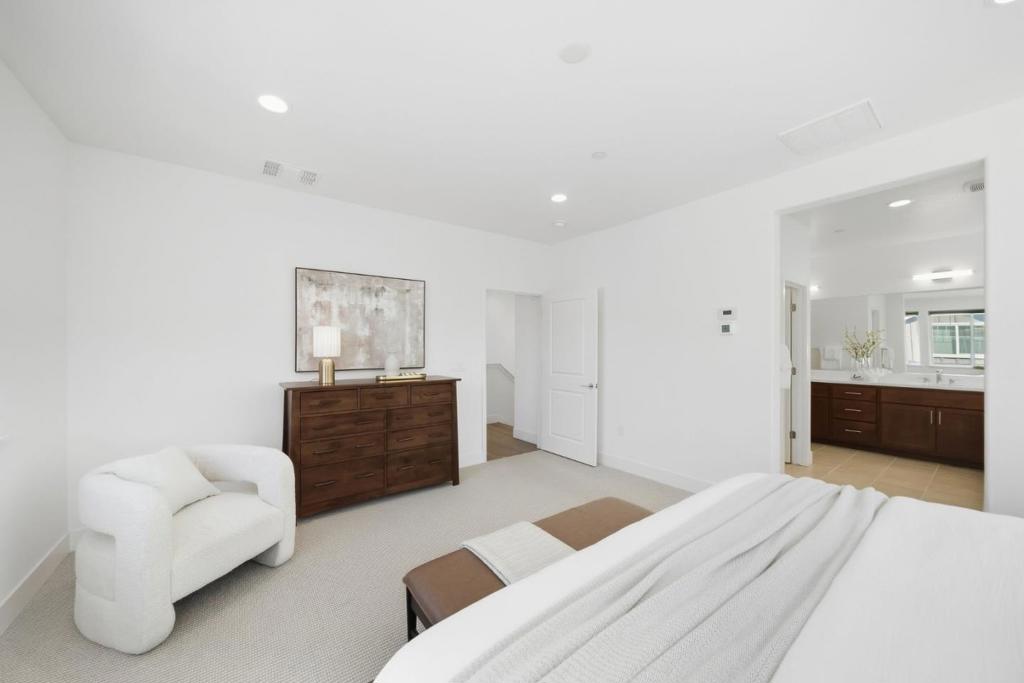 849 Barney Property Photo 22