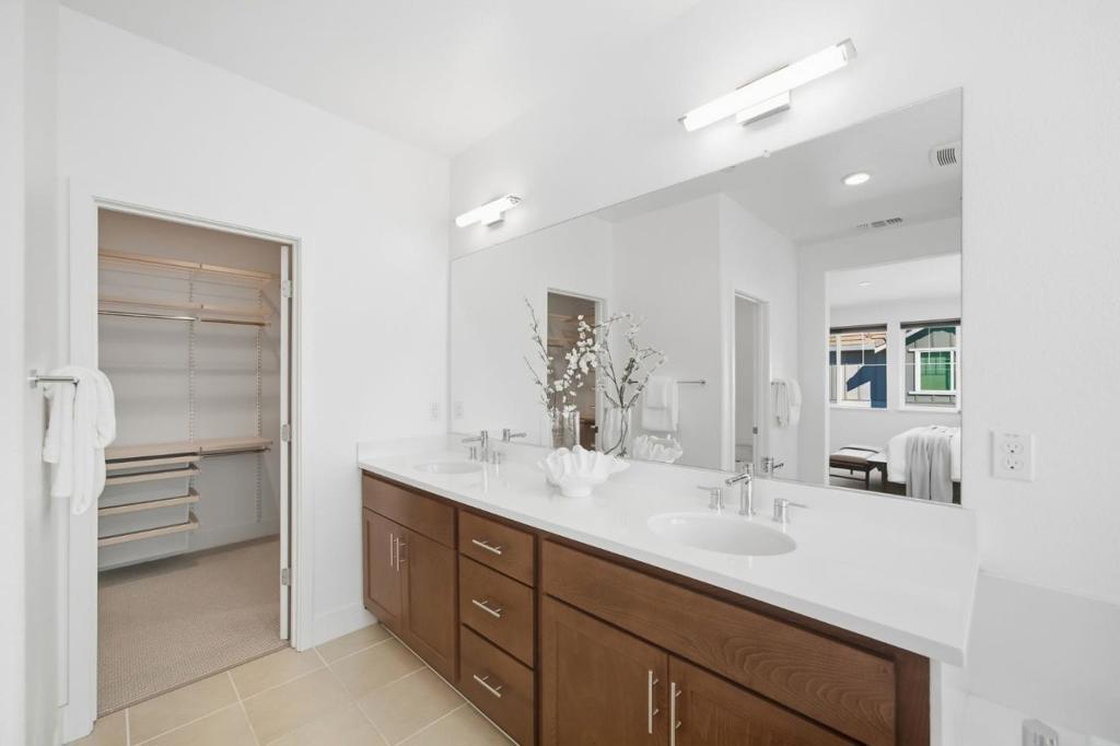 849 Barney Property Photo 24