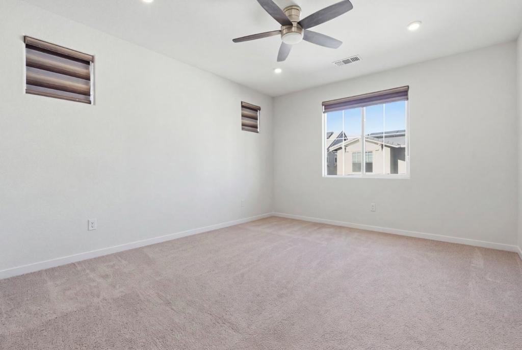 45 E Central Parkway Property Photo 20