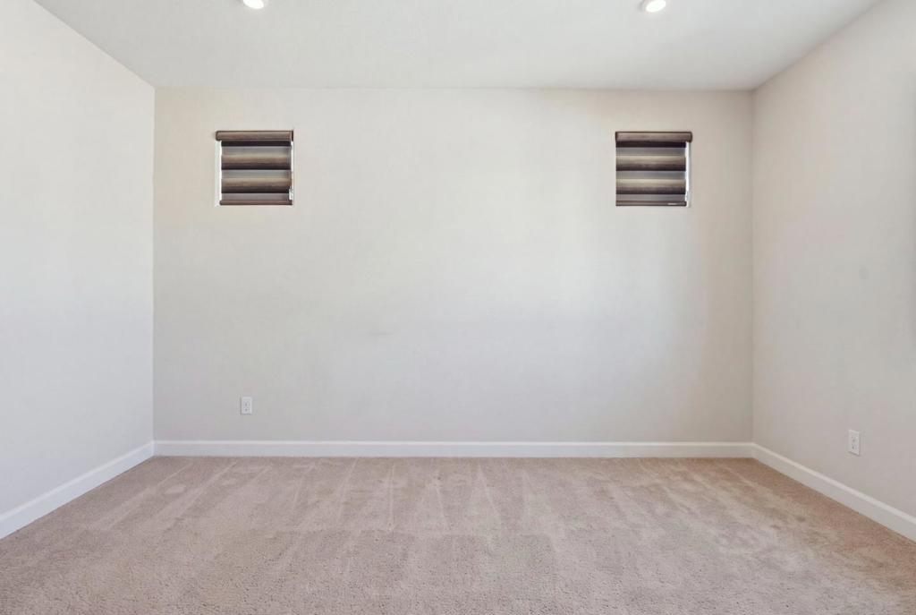 45 E Central Parkway Property Photo 21