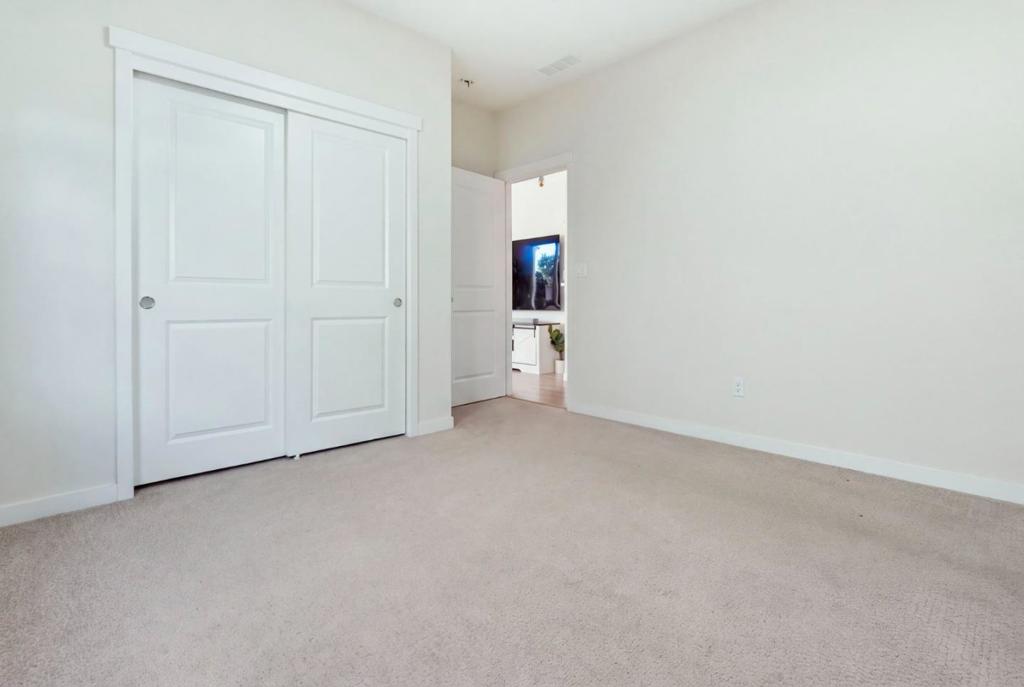 45 E Central Parkway Property Photo 41