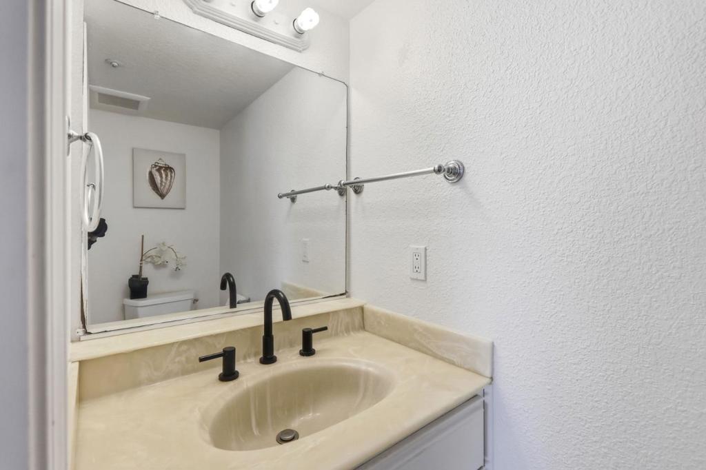 1024 San Luis Circle 722 Property Photo 21