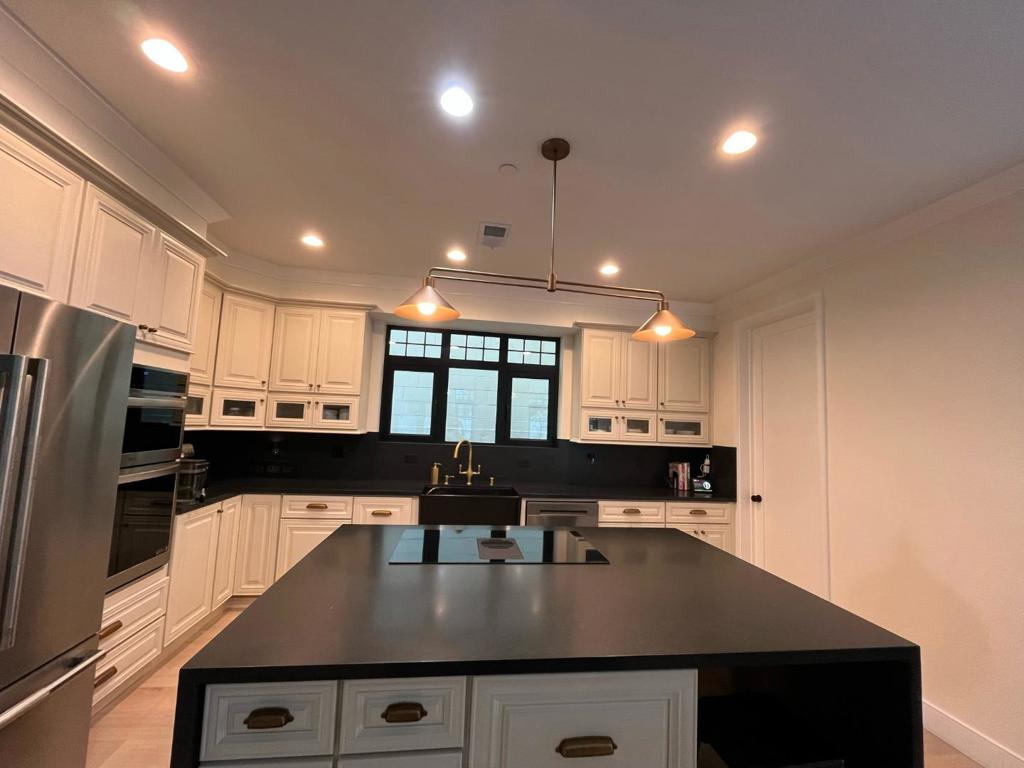 546 Oxford Avenue Property Photo 16