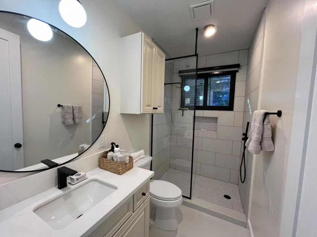 546 Oxford Avenue Property Photo 26