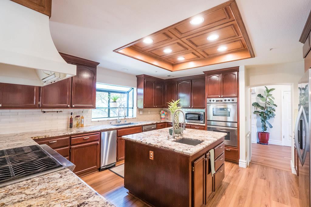 17400 Serene Drive Property Photo 17