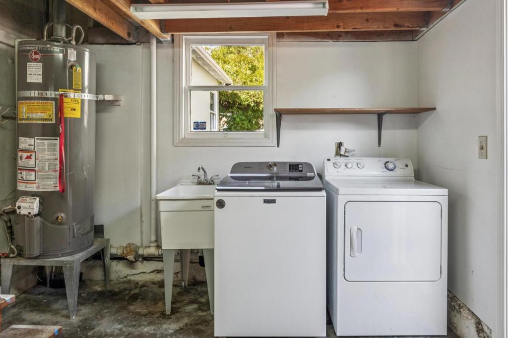 1061 Granada Street Property Photo 45